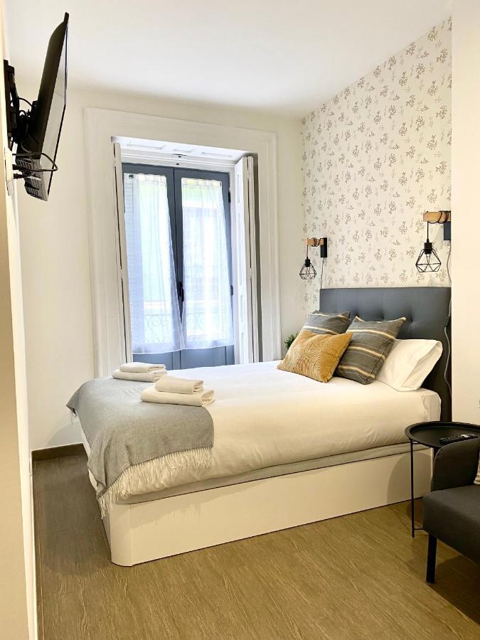 Apartamentos Fuencarral มาดริด ภายนอก รูปภาพ